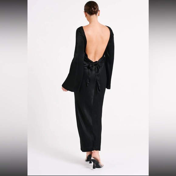 MESHKI BLACK SATIN DRESS - Picture 7 of 10